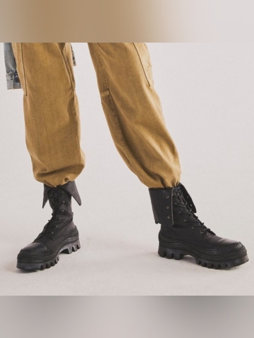 Free People Goldie Black Lug Sole Lace Up Fold Over Combat Boots Sz 38